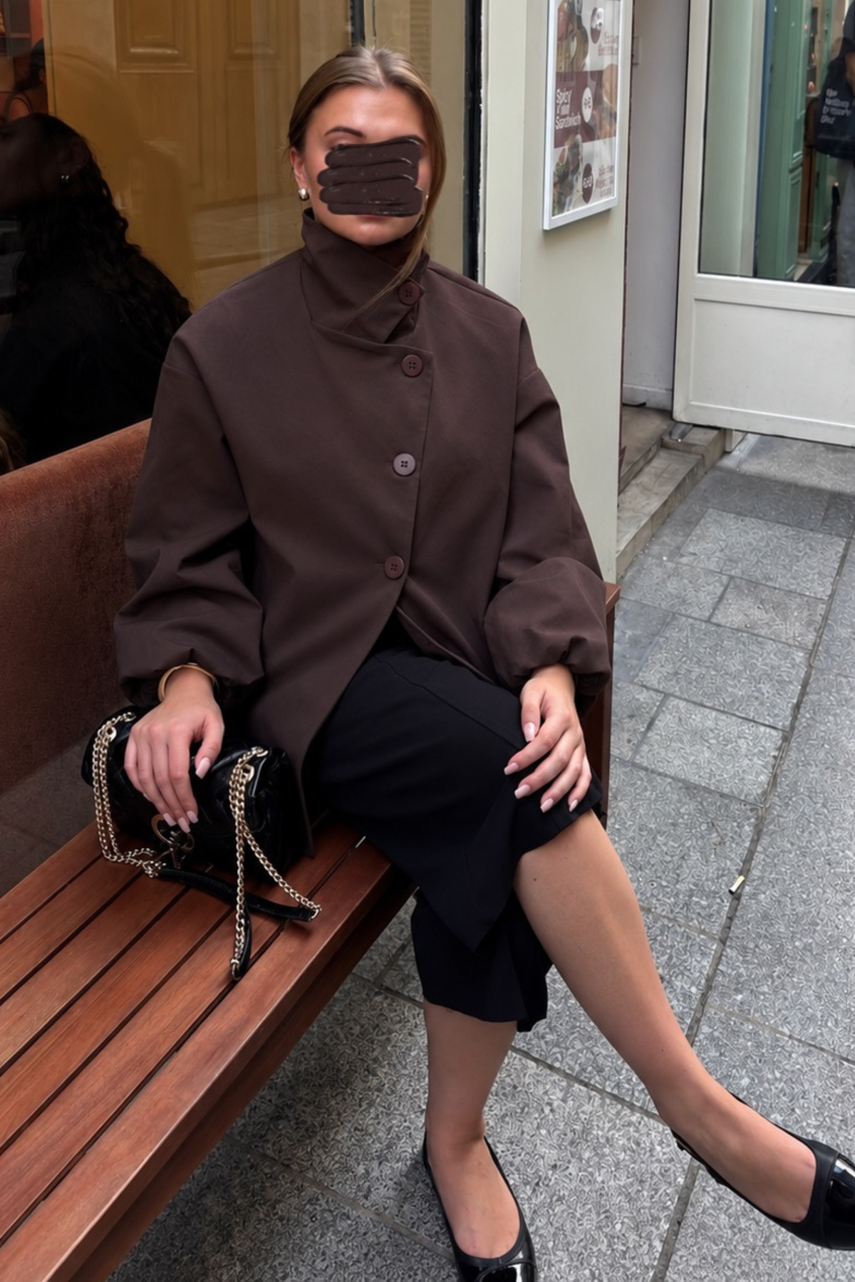 TRENCH coat